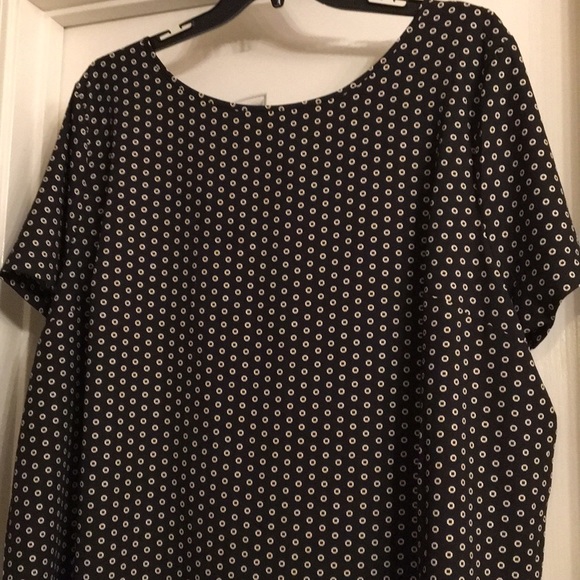 NWOT Ava & Viv blouse, size 4X and 1X - Picture 2 of 8